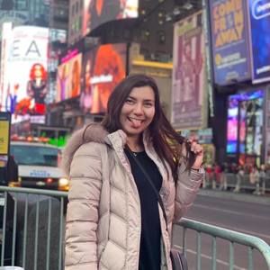 Meet your Posher, Janella